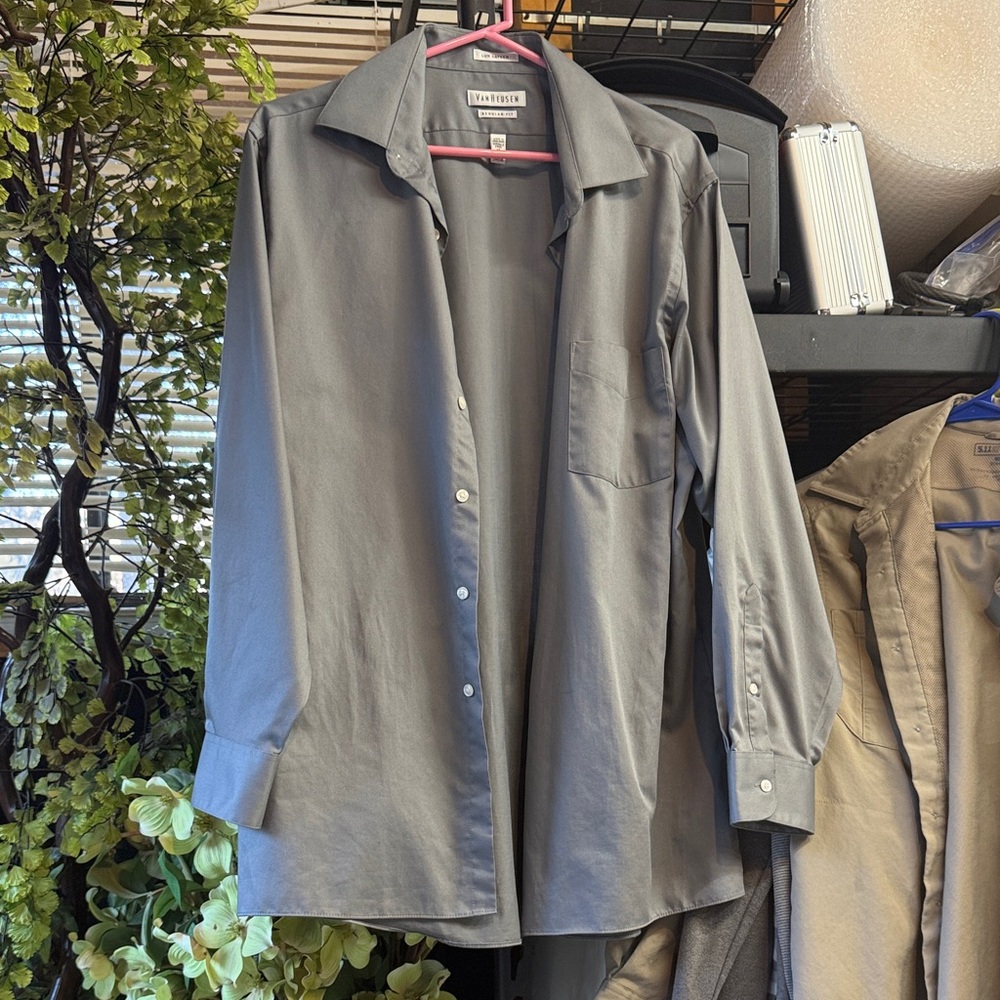 Van Heusen Gray Dress Shirt